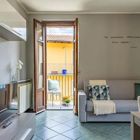 Apartmán Smart Flat - Maggiore - Private Garage, Wi-fi *