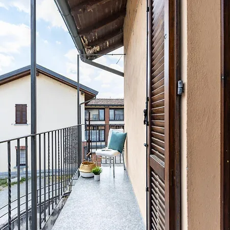 Smart Flat - Maggiore - Private Garage, Wi-fi Apartamento Castelletto sopra Ticino