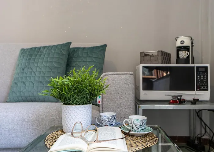 Smart Flat - Maggiore - Private Garage, Wi-fi Daire *