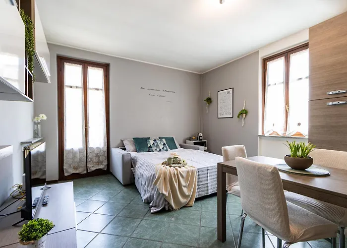 Smart Flat - Maggiore - Private Garage, Wi-fi Castelletto sopra Ticino